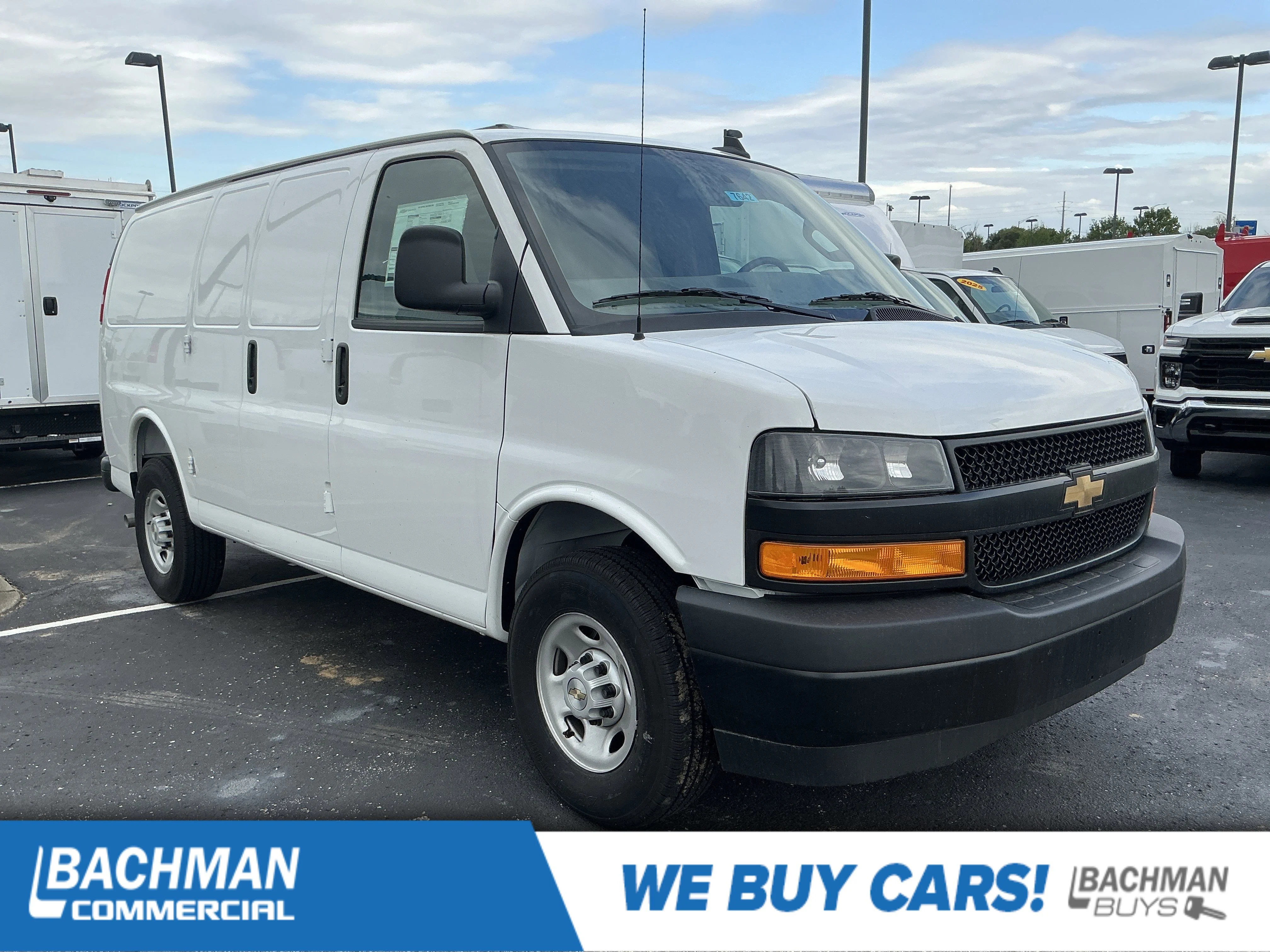 2025 Chevrolet Express 2500 Work Van HD's photo