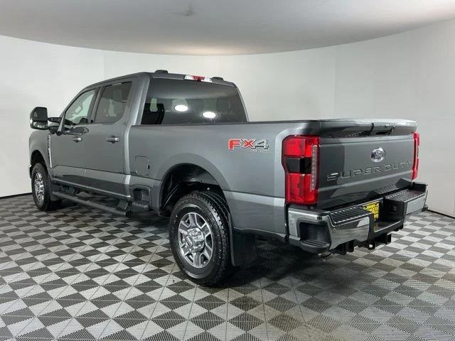 Certified Used 2025  Ford Lariat image 6
