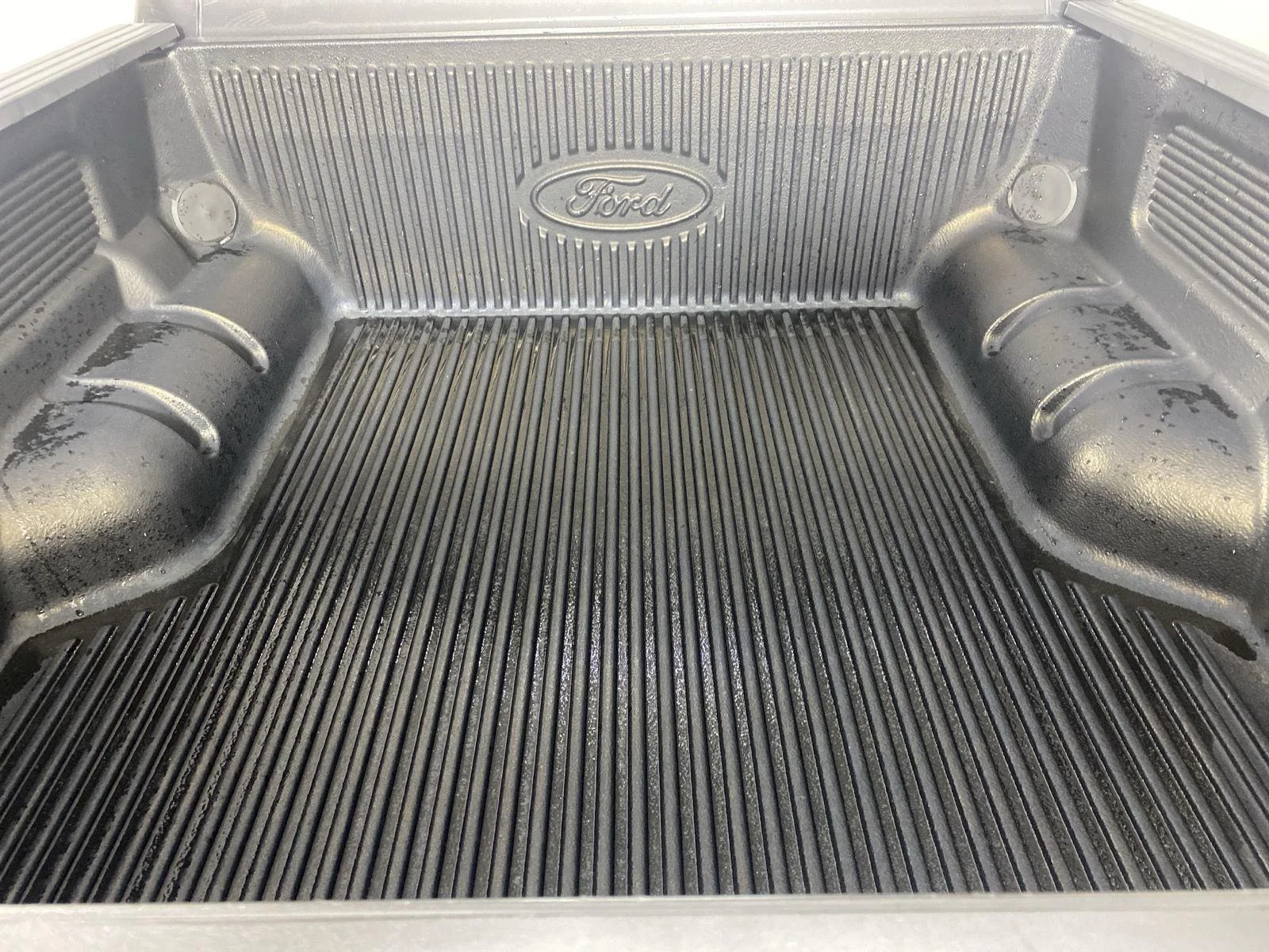 Used 2019 Magnetic Ford LARIAT image 35