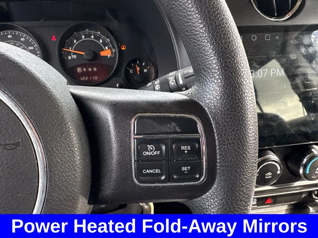 Used 2015 Silver Jeep Sport image 12