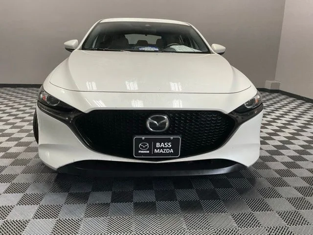 Used 2019 White Mazda Base image 4