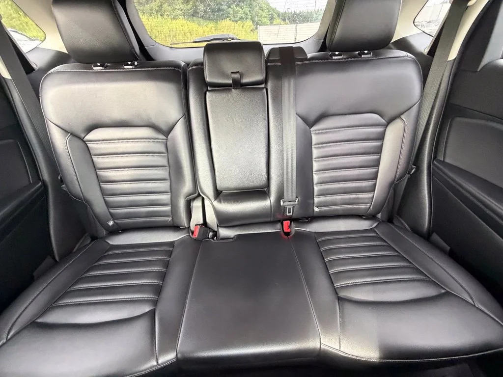 Used 2024 Blue Ford SEL image 63
