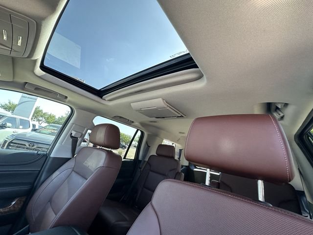 Used 2019 Beige Chevrolet Premier image 29