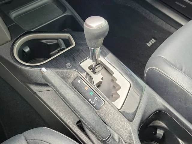 2017 Toyota RAV4 Limited - Photo 35
