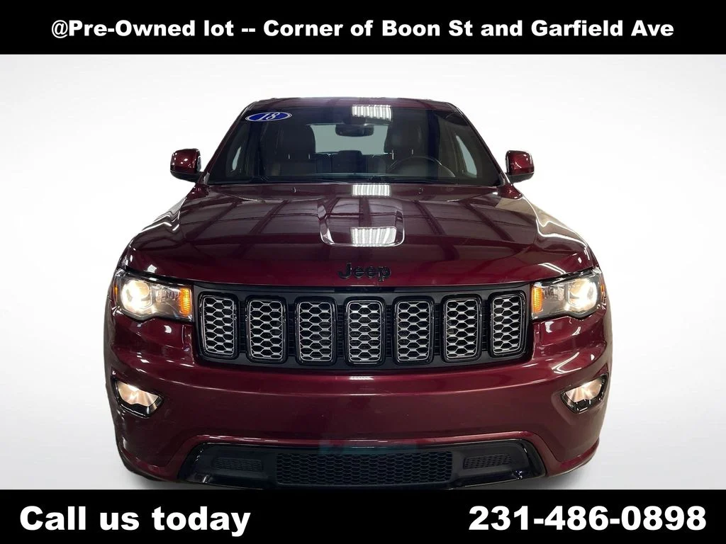 Used 2018 Red Jeep Altitude image 8