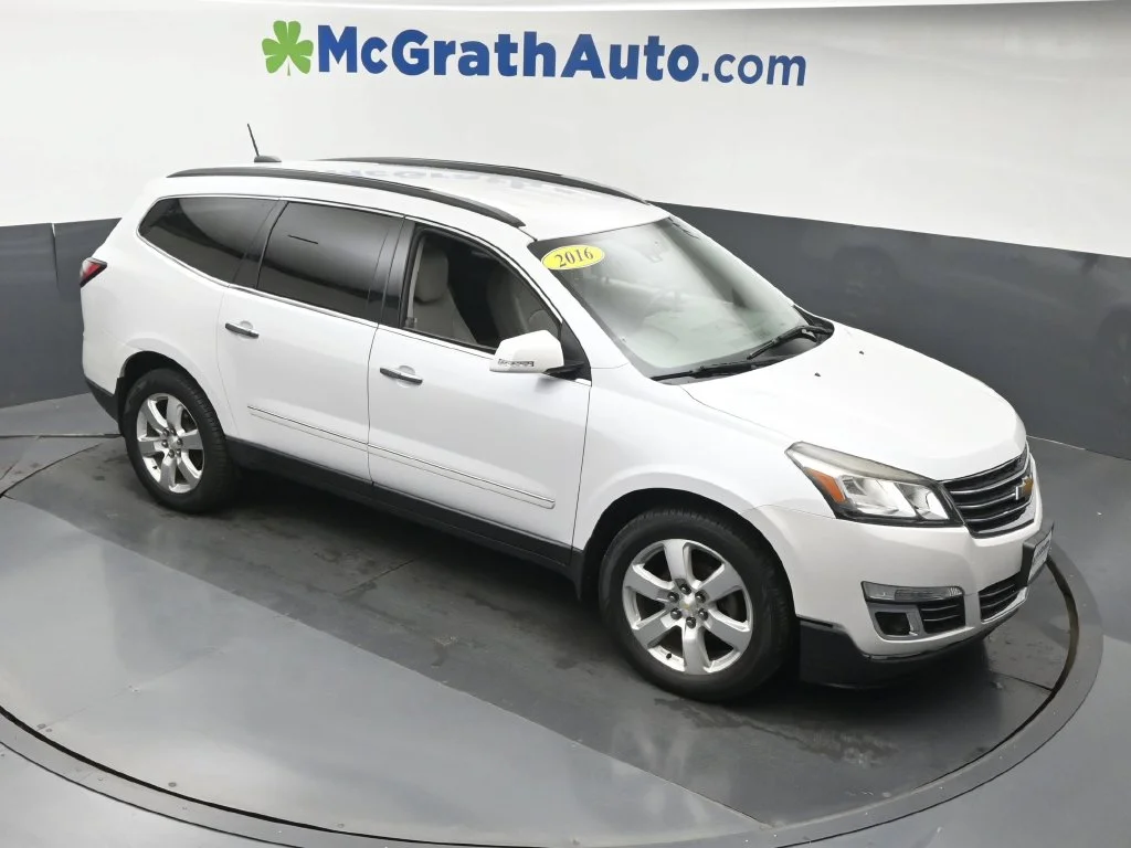 Used 2016 Beige Chevrolet LTZ image 3