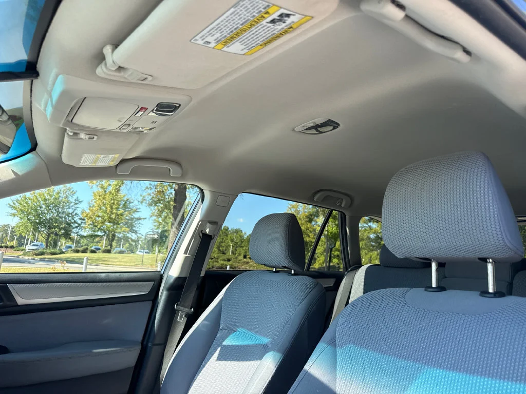 Used 2018 Twilight Blue Metallic Subaru 2.5i Premium image 30