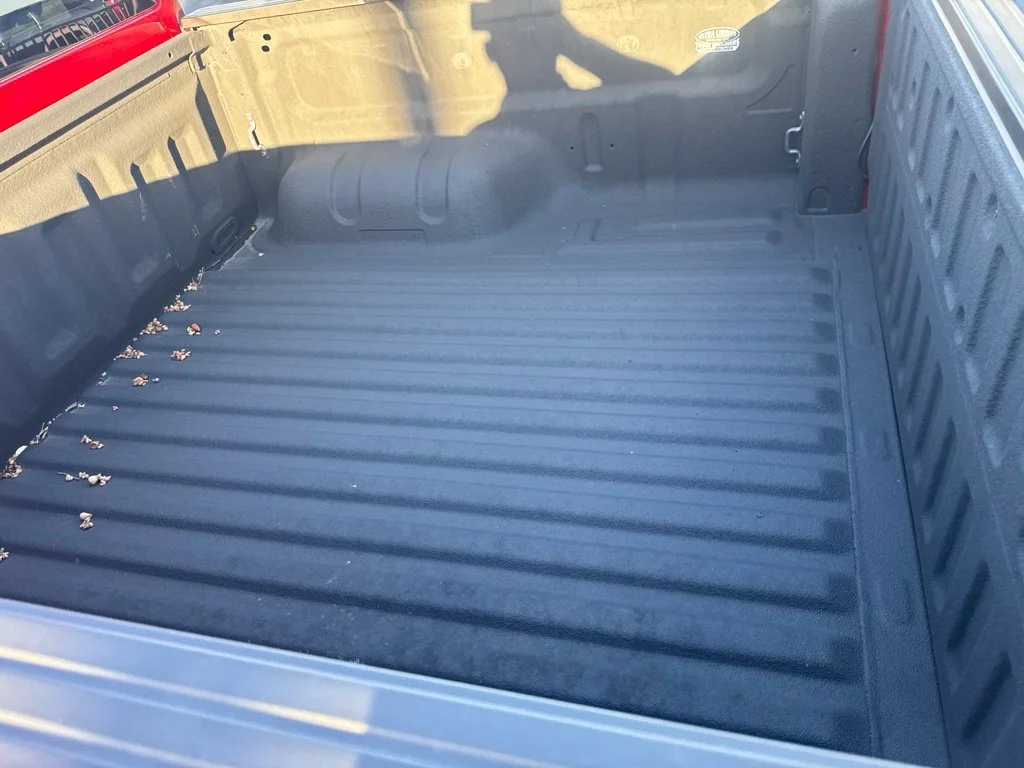 Used 2020 Red Ford XL image 5