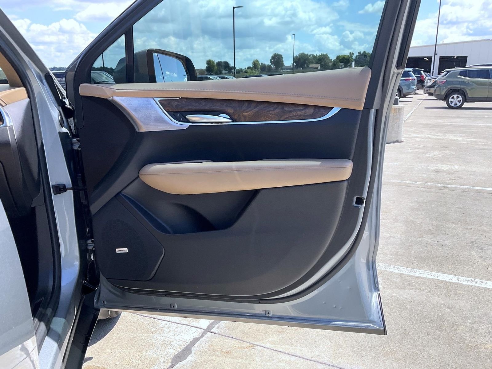 Used 2023 Silver Cadillac Sport image 17