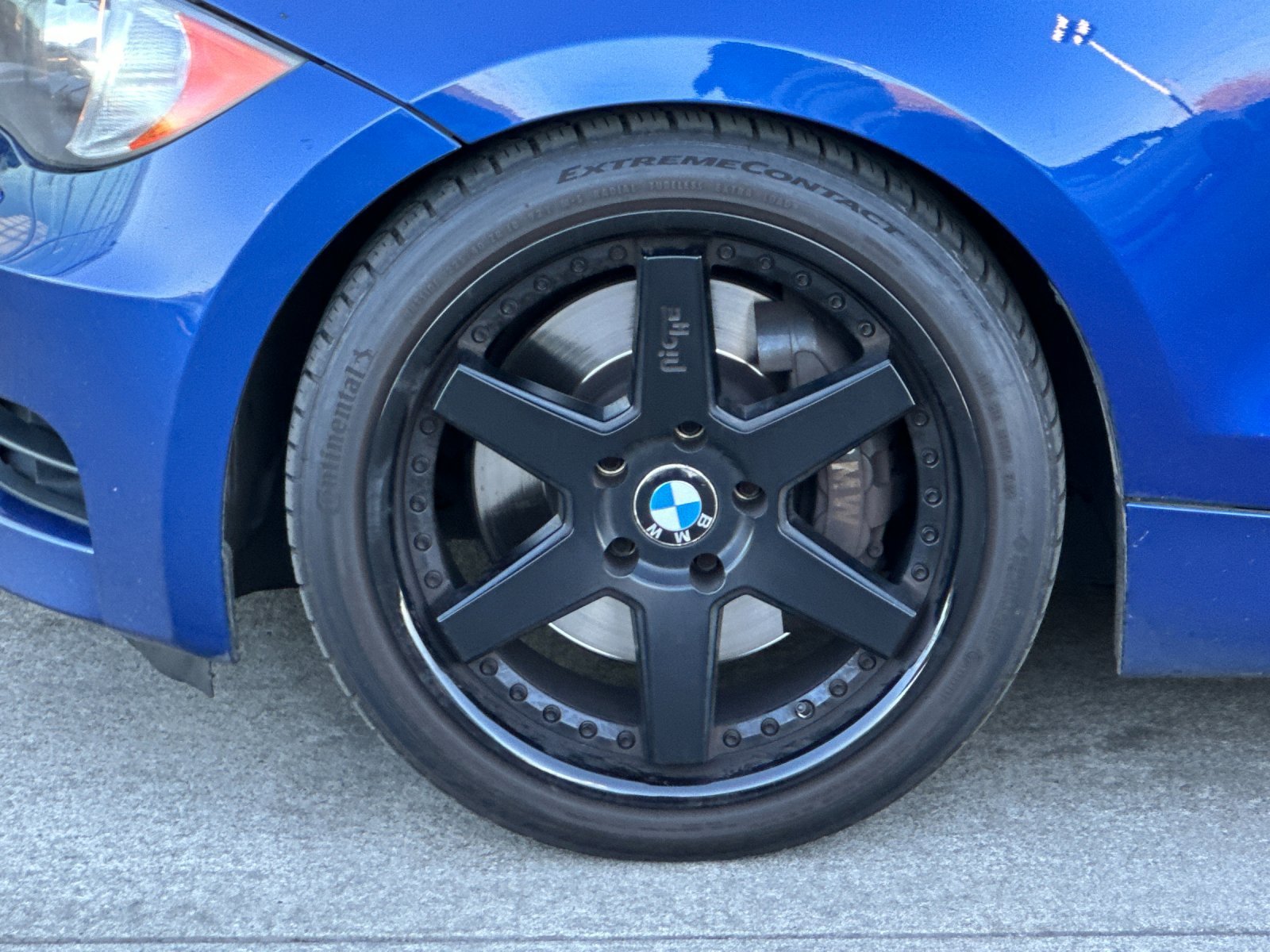 Used 2010 Montego Blue Metallic BMW 135i image 22