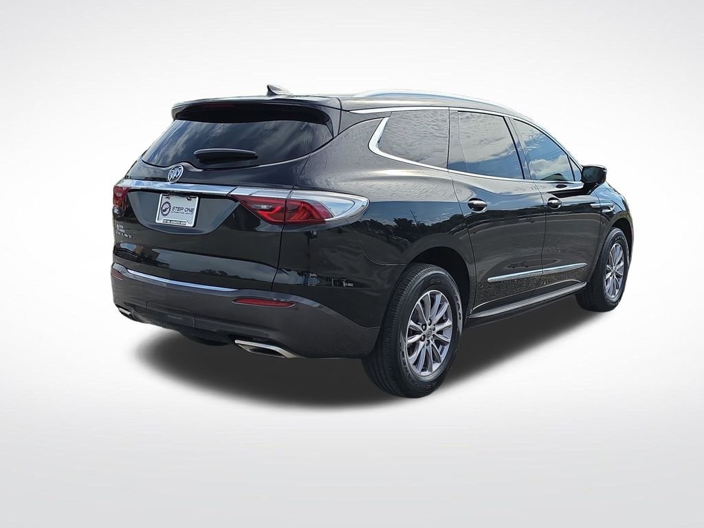 Used 2023 Black Buick Essence image 7
