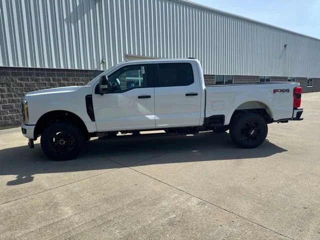 New 2026 Oxford White Ford F-250® XL image 9