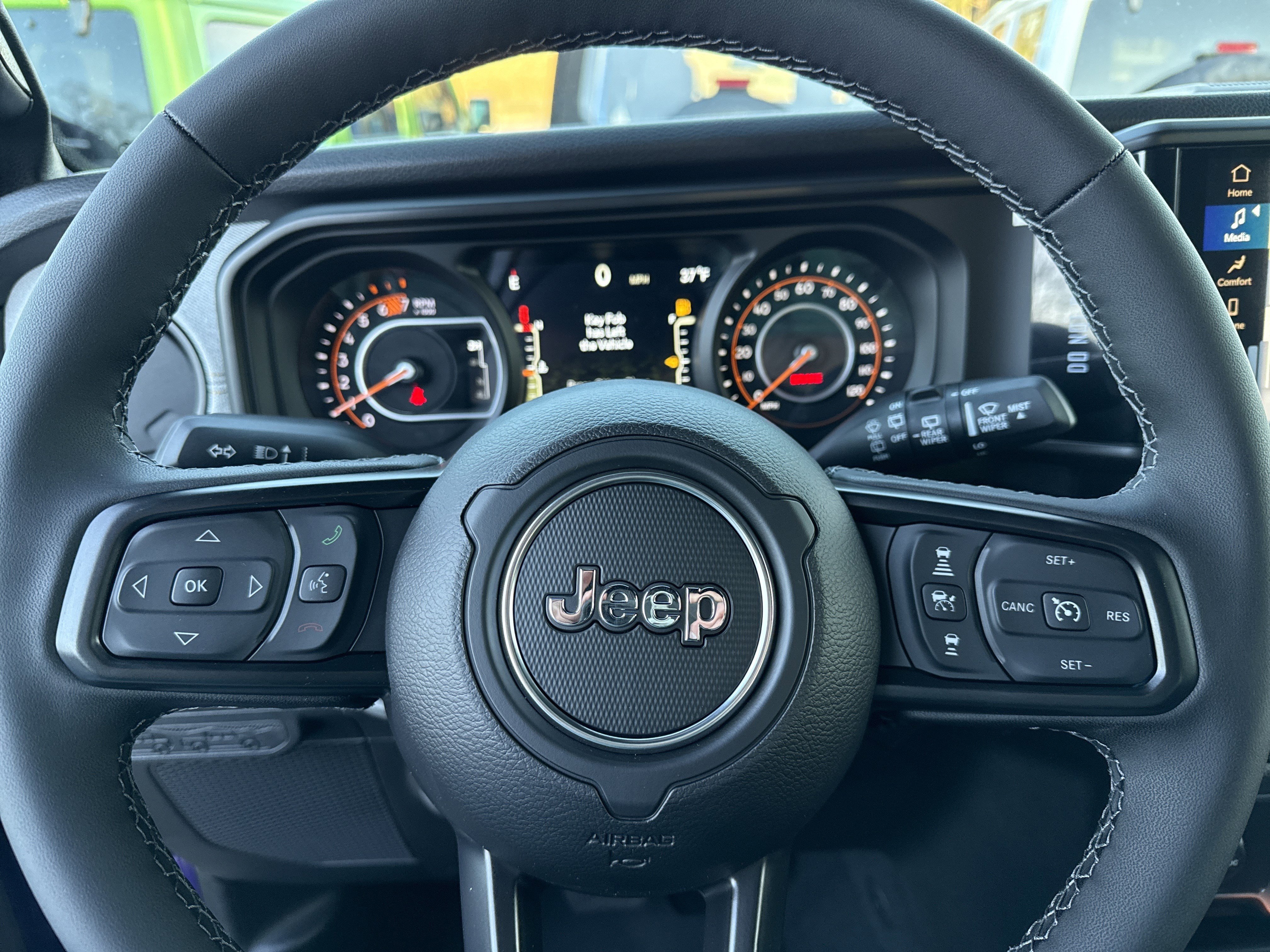 New 2026 Reign Jeep Sport S image 25