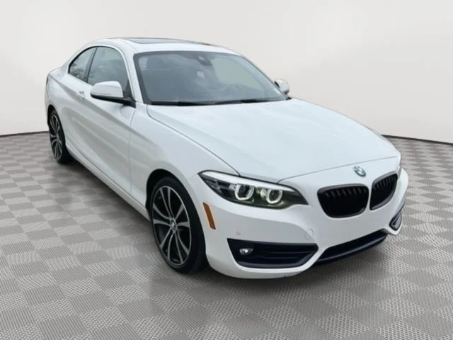 Used 2020 White BMW 230i xDrive image 4
