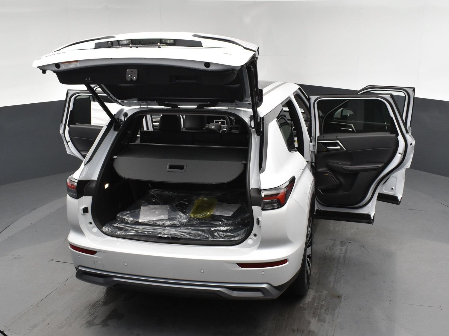 New 2026 White Mitsubishi SE 1.5T 2WD image 24
