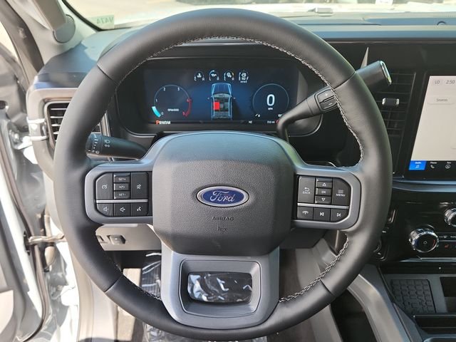 New 2026 Glacier Gray Metallic Tri-Coat Ford F-250® Lariat® image 17