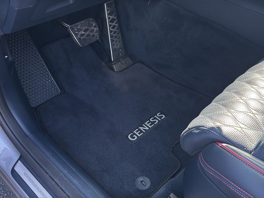 2025 GENESIS GV70 Sport - Photo 18