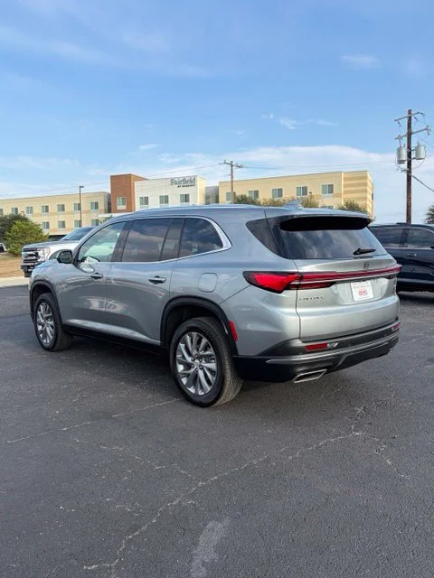 2026 Buick Enclave Preferred - Photo 7