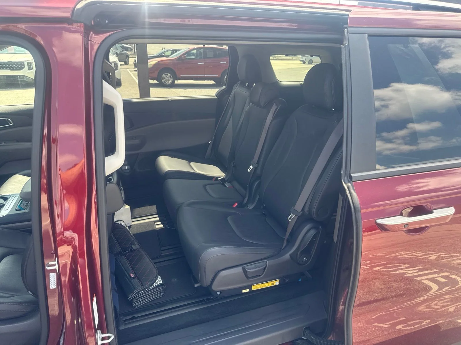 Certified Used 2025 Red Kia EX image 7