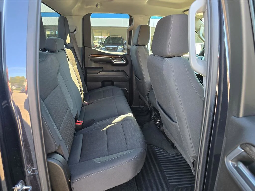 Used 2023 DARK ASH METALLIC Chevrolet LT image 18