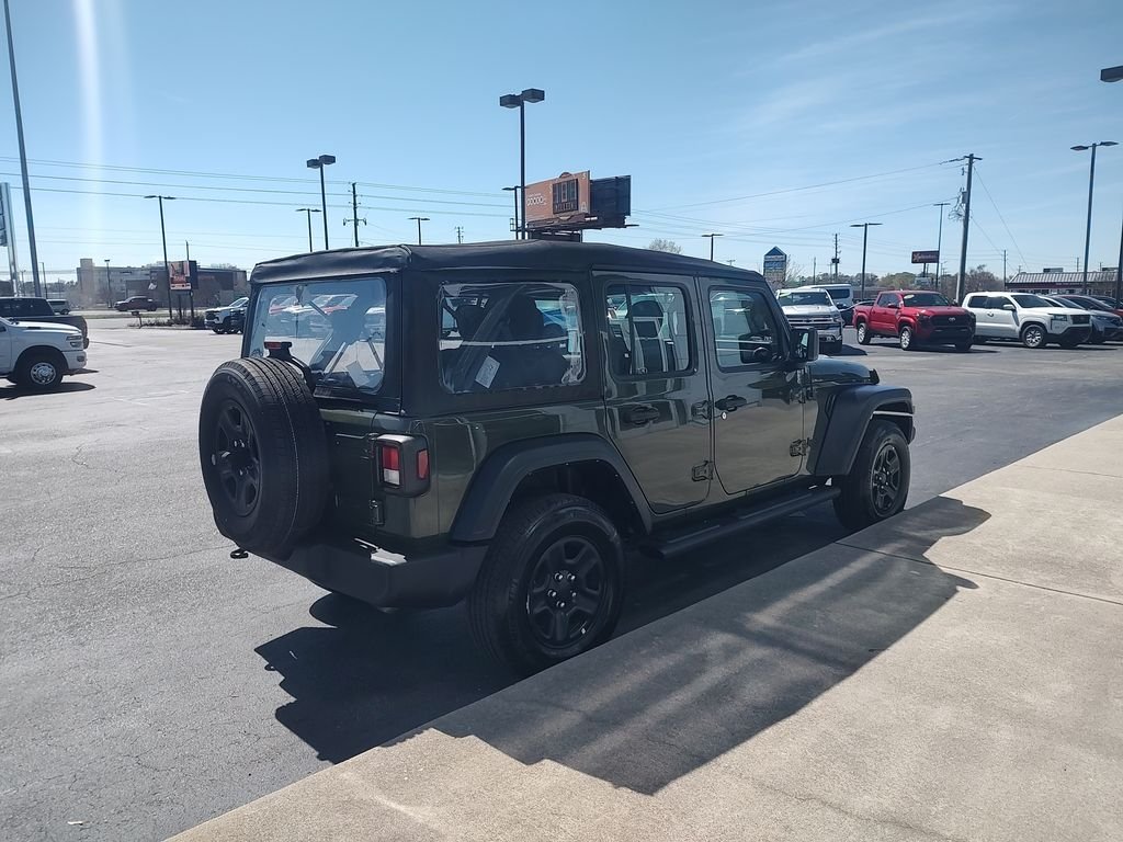 Used 2023 Green Jeep Sport image 5