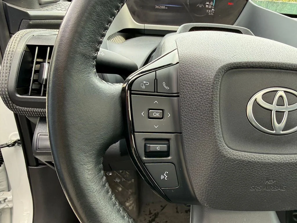 Used 2024 Pearl Toyota Limited image 11