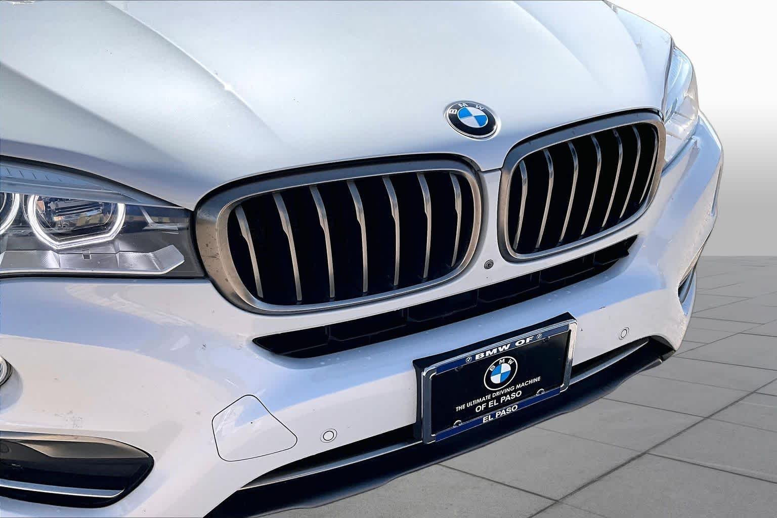 Used 2019 Alpine White BMW sDrive35i image 29