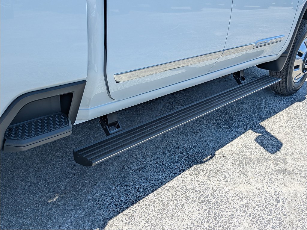 2026 Chevrolet Silverado 3500 HD High Country - Photo 14