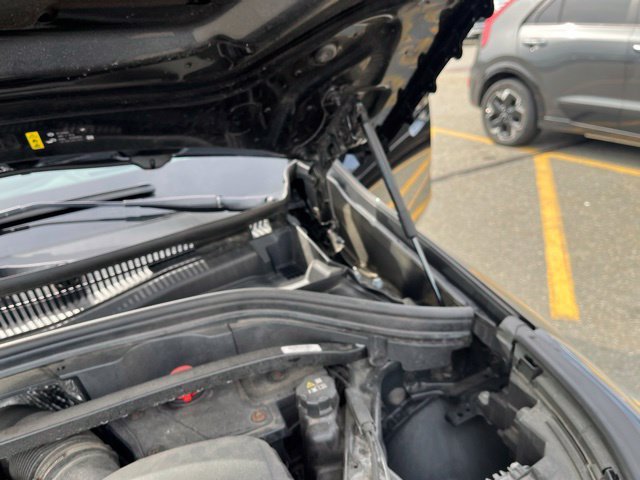 Used 2023 Black Sapphire Metallic BMW xDrive28i image 24