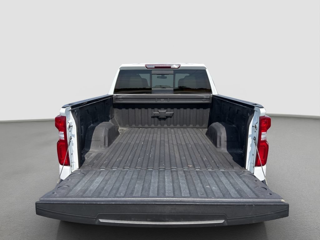 Used 2020 SUMMIT WHITE Chevrolet RST image 28