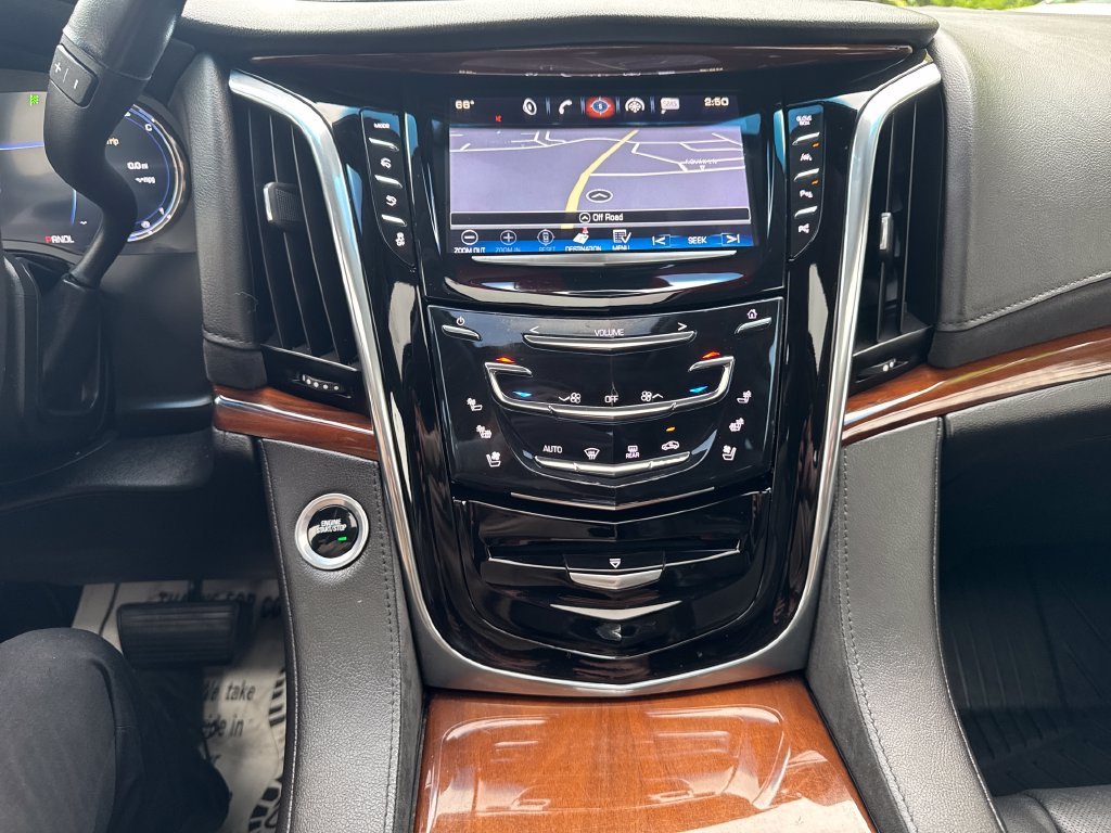 Certified Used 2017 Crystal White Tri-Coat Cadillac Luxury image 22