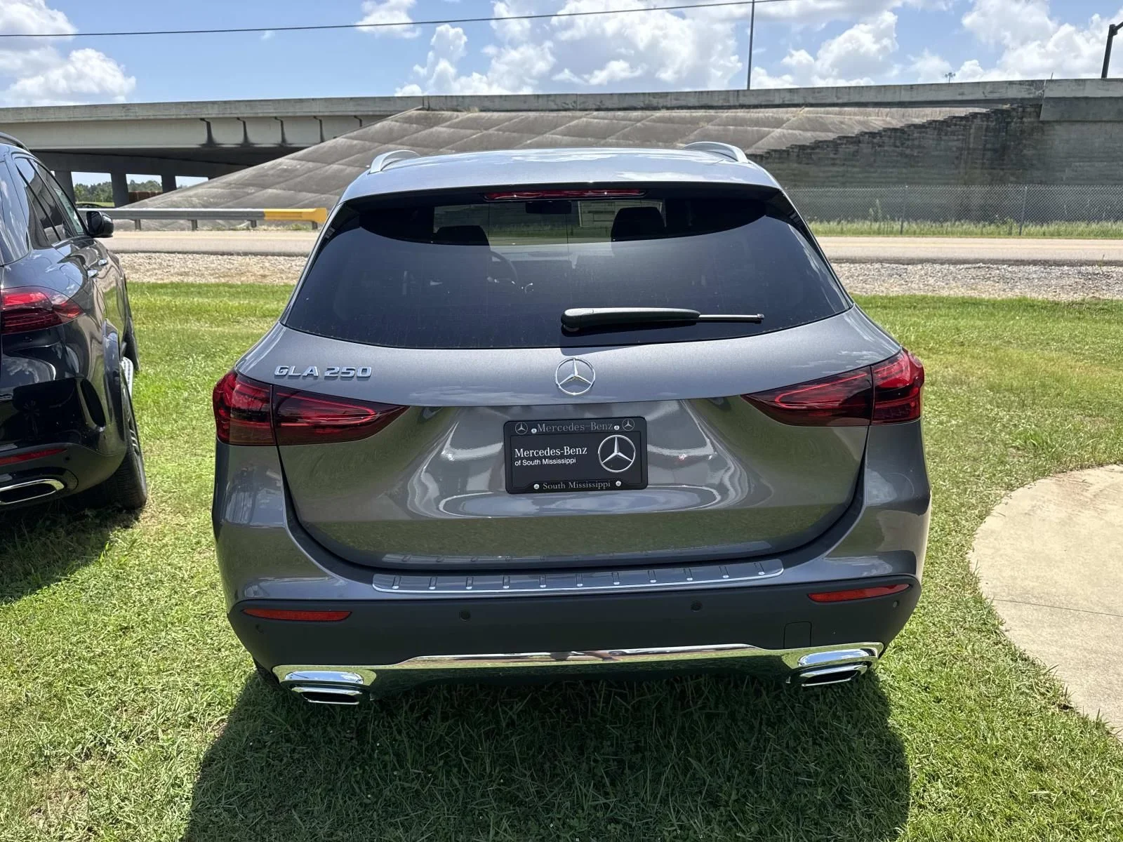 New 2026 Gray Mercedes-Benz GLA 250 image 5