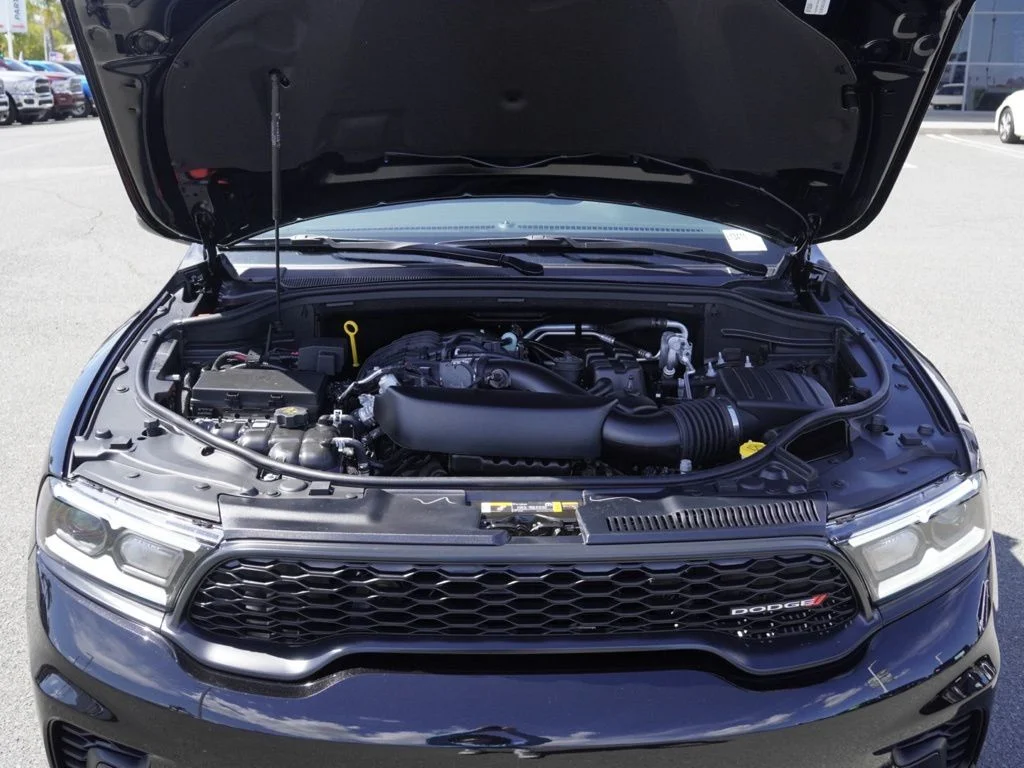 New 2026 Diamond Black Clear-Coat Exterior Paint Dodge GT image 30