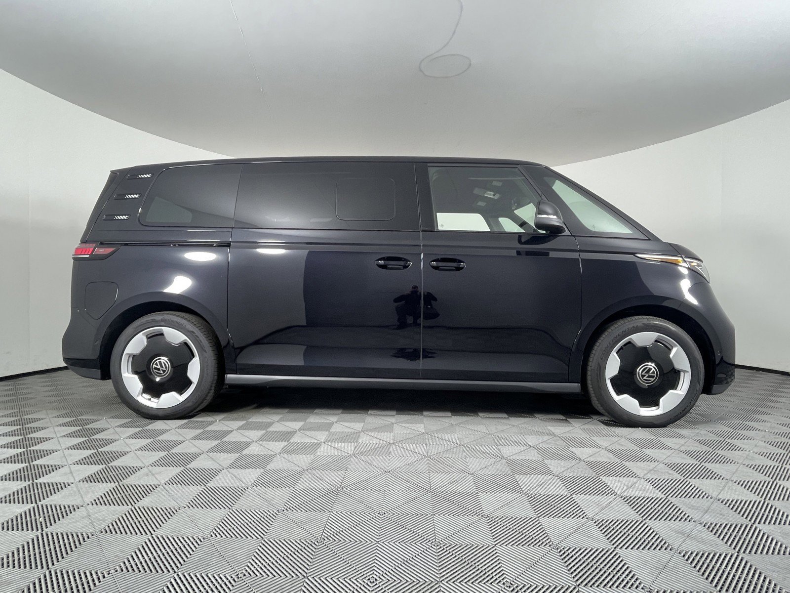 2025 Volkswagen ID. Buzz PRO S - Photo 16
