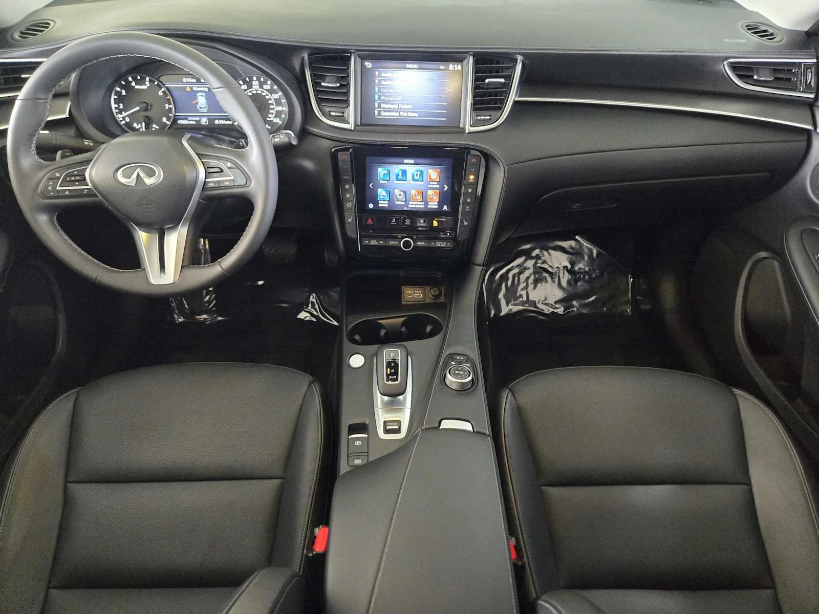 Certified Used 2024 Radiant White INFINITI LUXE image 25