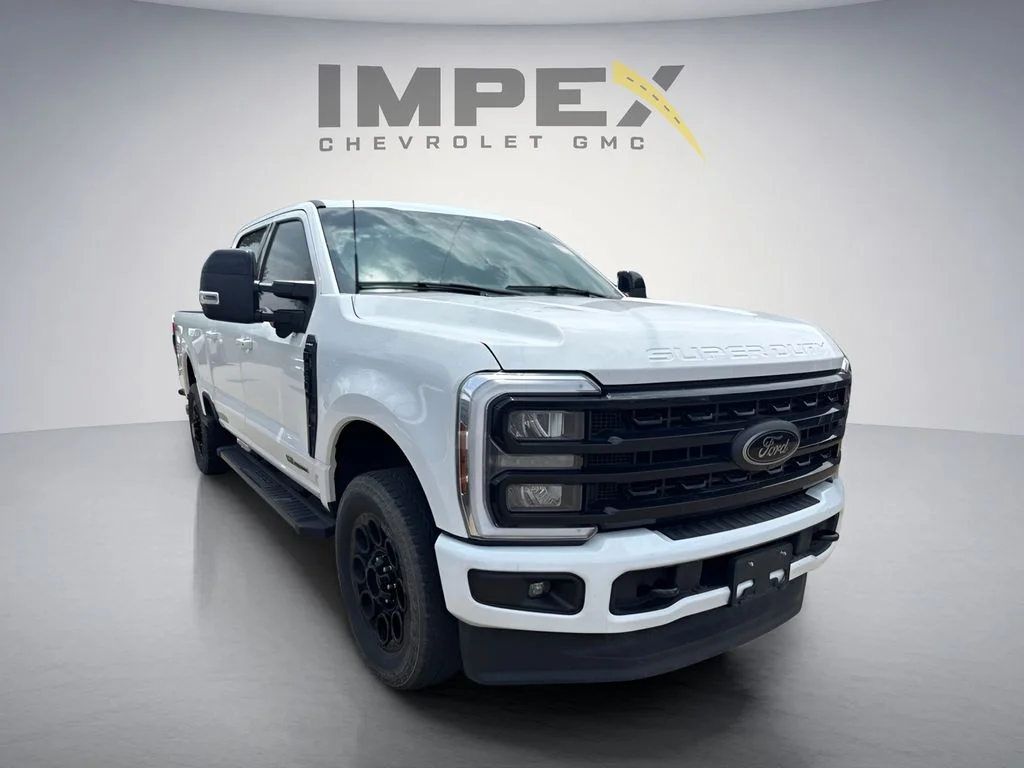 Used 2024 White Ford Lariat image 5