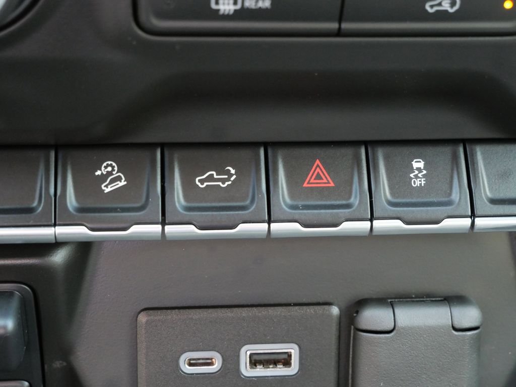 Used 2021 Red Chevrolet Custom Trail Boss image 27