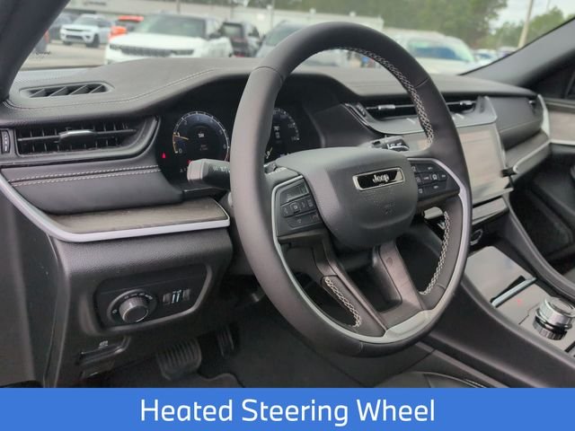 New 2026 Silver Zynith Exterior Paint Jeep Altitude image 33