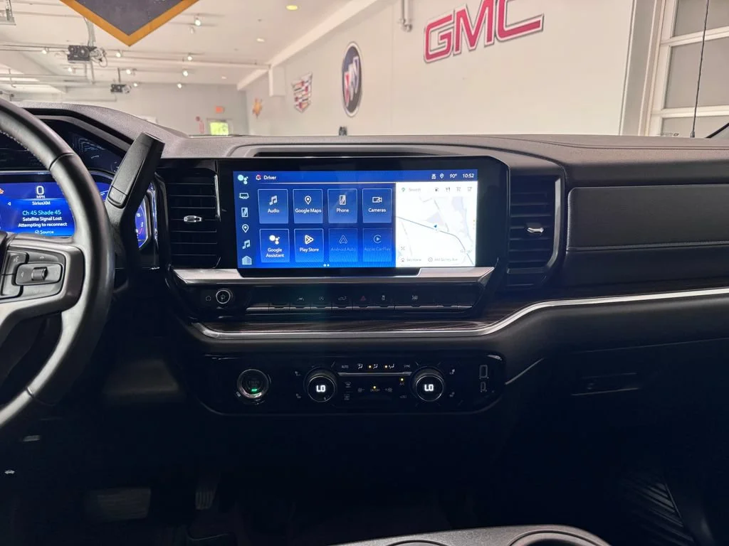 2023 Chevrolet Silverado 1500 LT - Photo 19