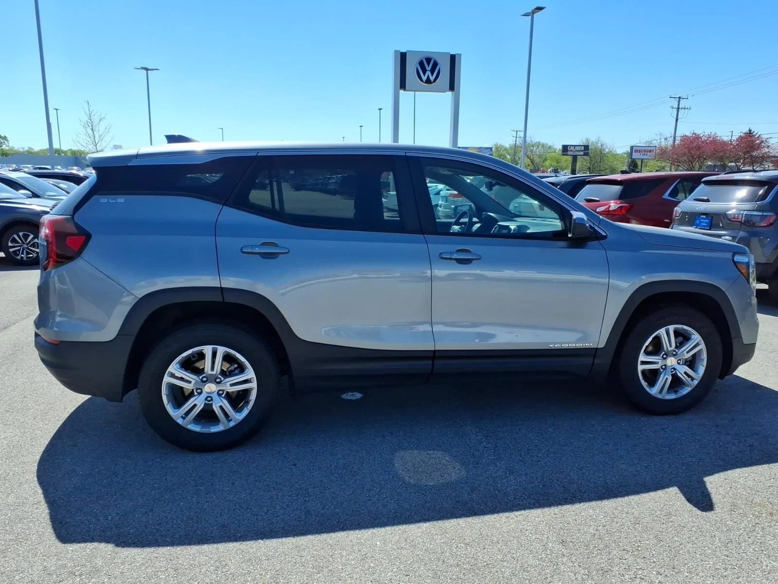 Used 2024 Sterling Metallic (gxd) GMC SLE image 8