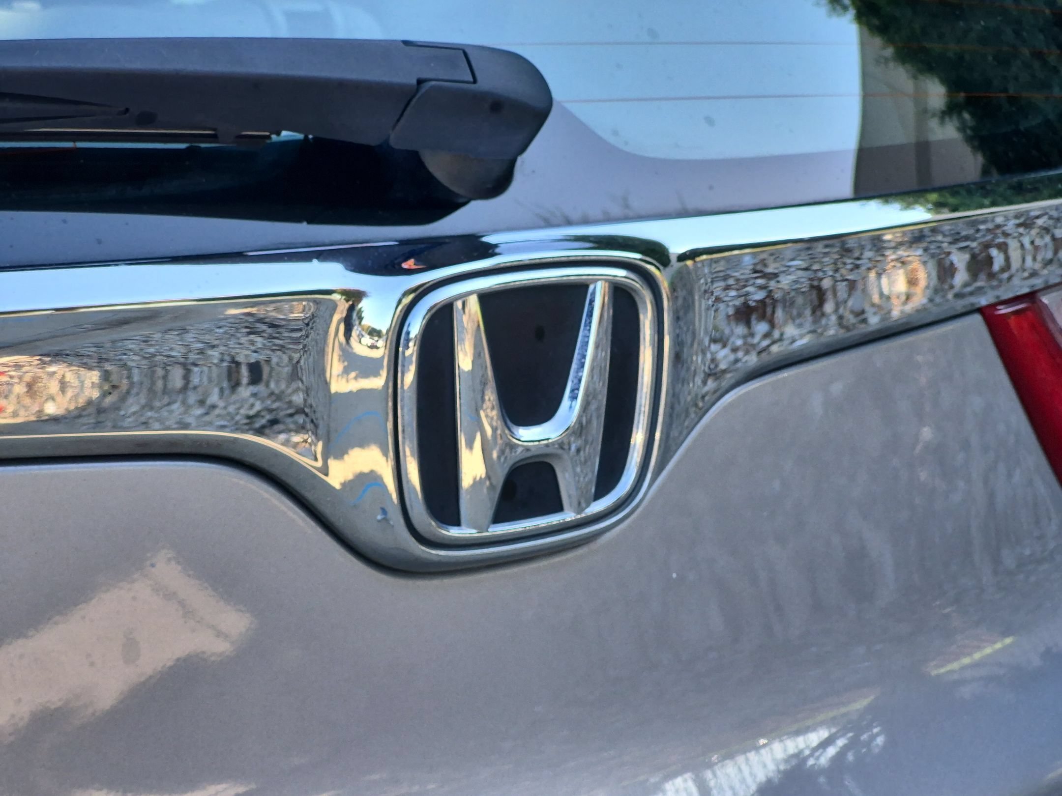 Certified Used 2018 Silver Honda LX image 24