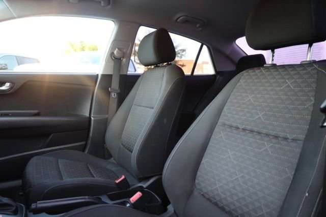 Used 2020 Clear White Kia LX image 18