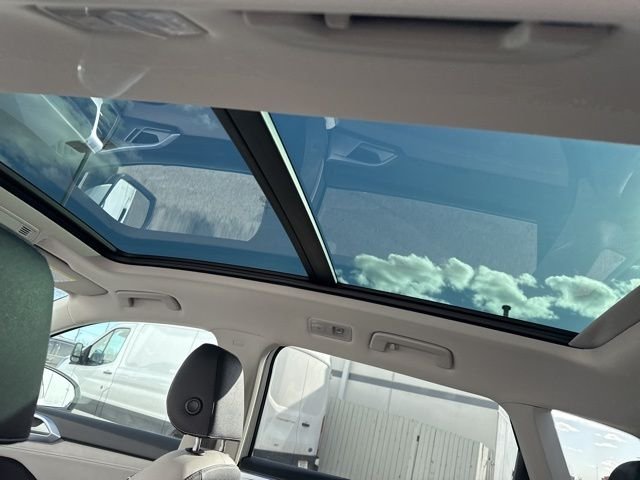 New 2026 Pure White Volkswagen 1.5T SE image 14