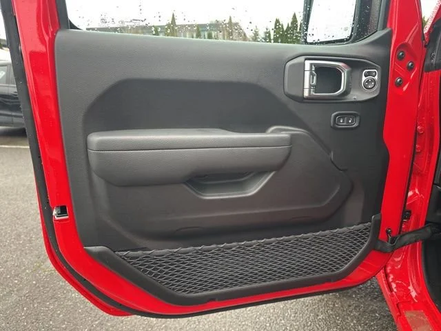 New 2026 Firecracker Red Clear-Coat Exterior Paint Jeep Sport S image 12
