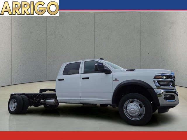 2027 RAM 5500 Chassis Cab Tradesman