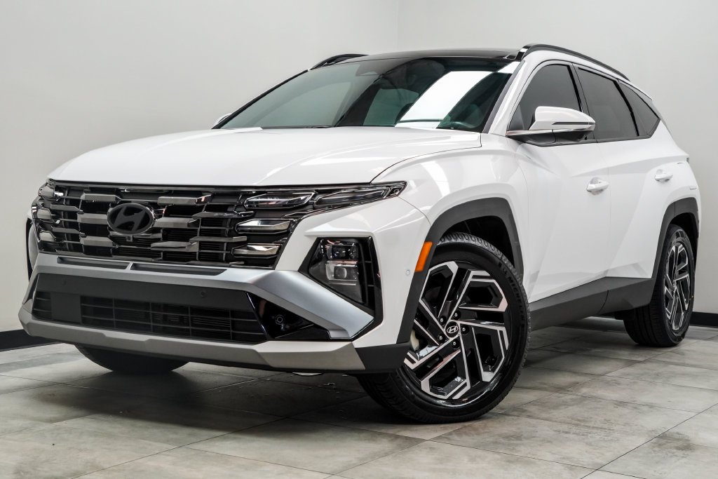Used 2025 White Hyundai Limited image 1
