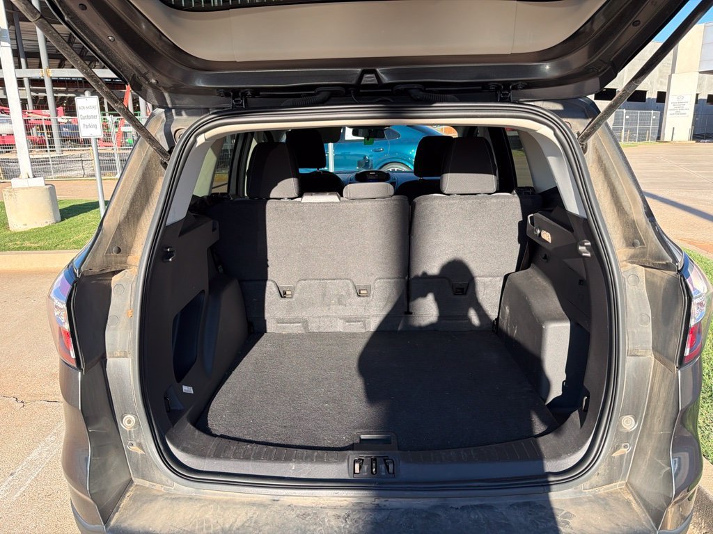 Used 2017 Gray Ford SE image 10
