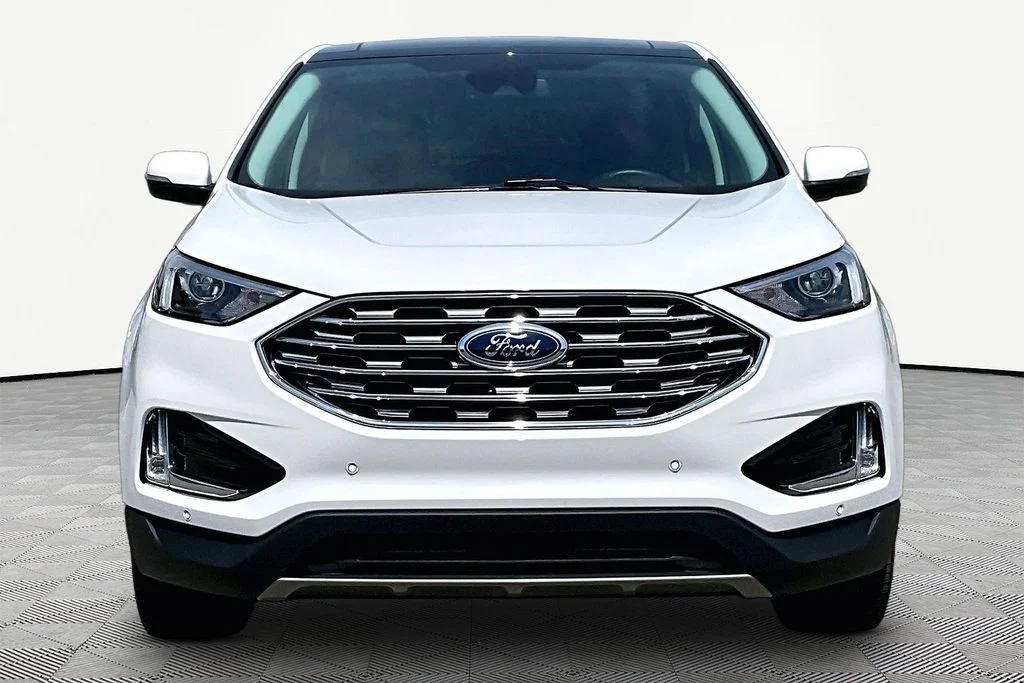Certified Used 2024 White Metallic Ford Titanium image 3