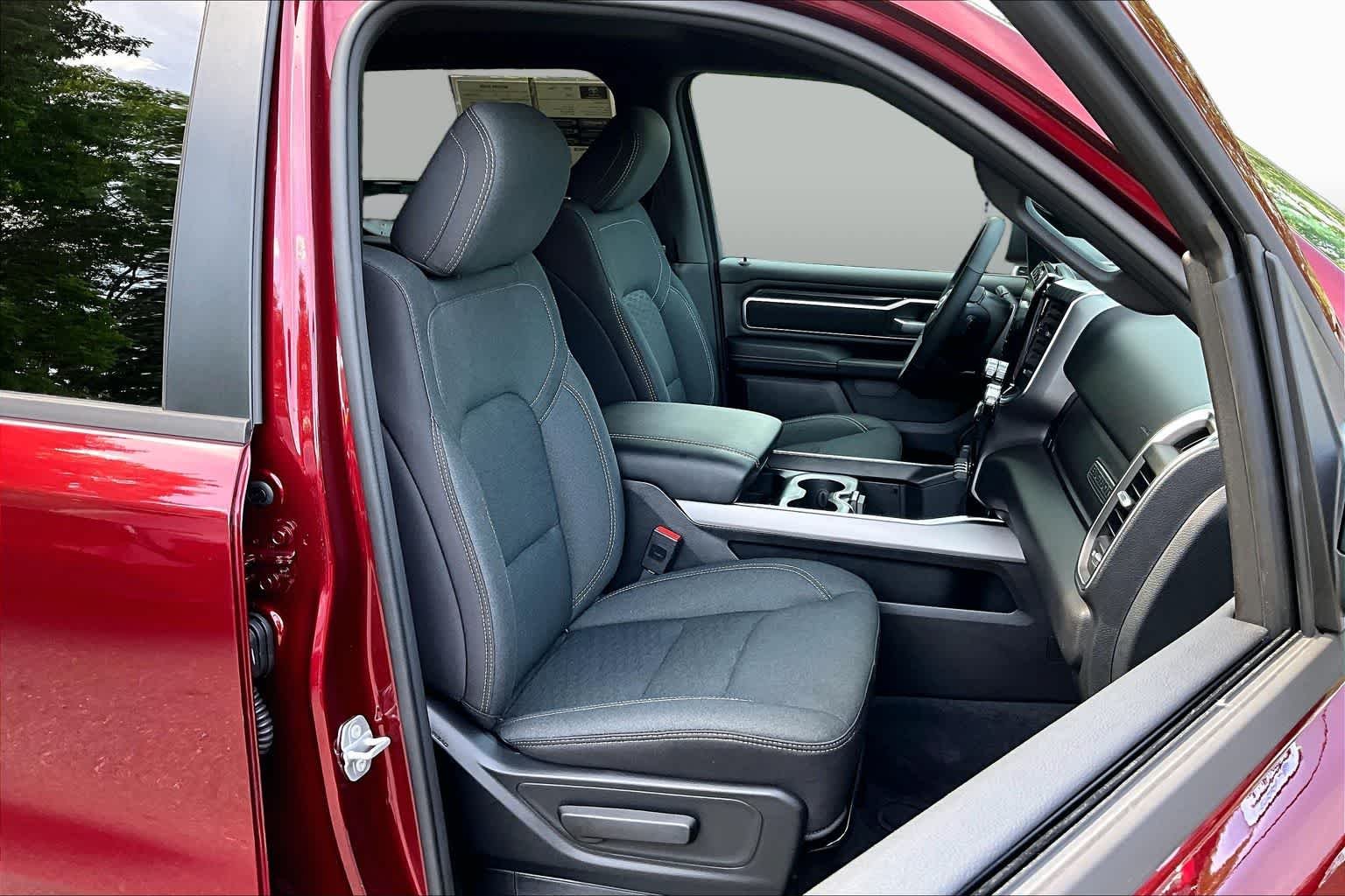 Used 2026 Delmonico Red Pearlcoat Ram Big Horn image 8