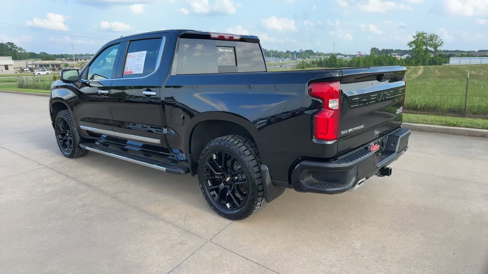 Used 2023 Black Chevrolet High Country image 6